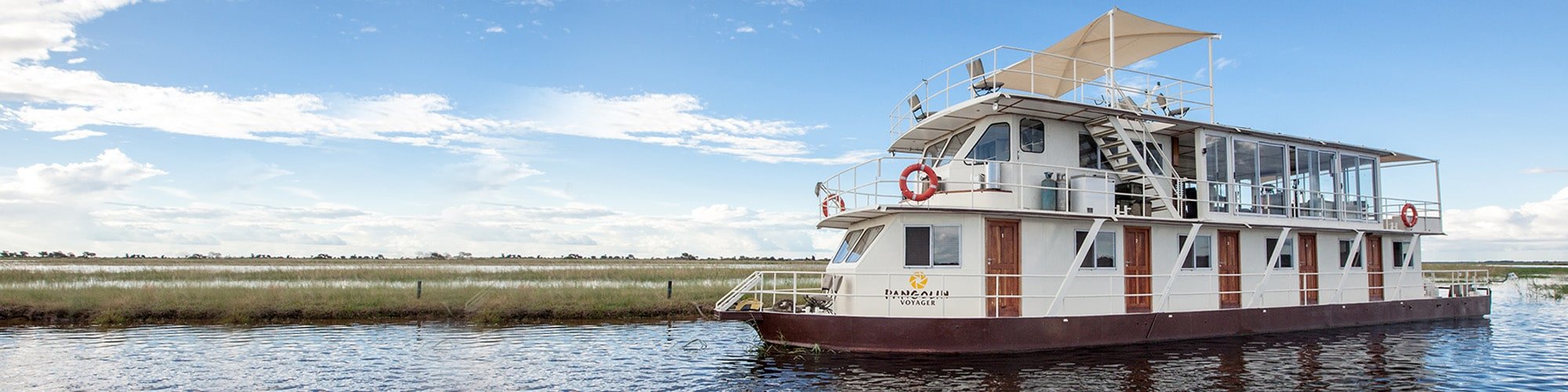 Vogayer 2 – Pangolin photo safari boat Vogayer 2 - Pangolin photo safari boat
