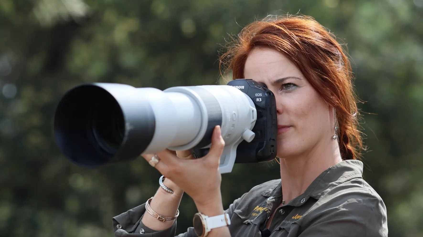 Janine Krayer testing the Canon 200 - 800mm lens for Wildlife Photography