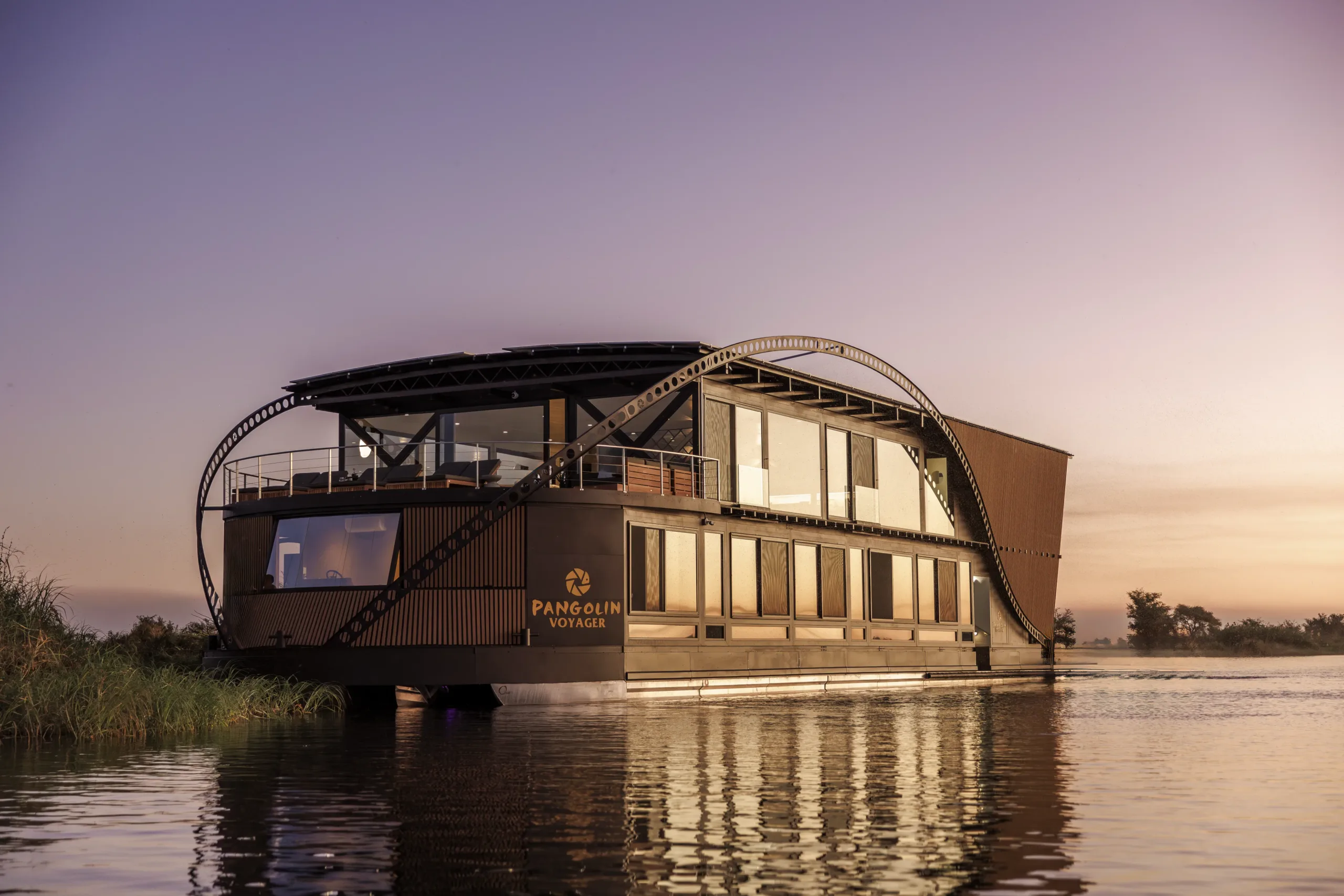 Pangolin Voyager Exterior